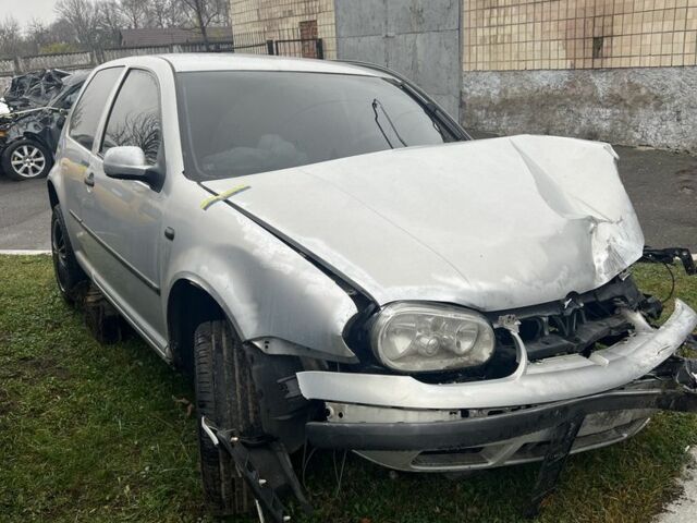 Серый Фольксваген Гольф, объемом двигателя 1.9 л и пробегом 280 тыс. км за 1200 $, фото 1 на Automoto.ua