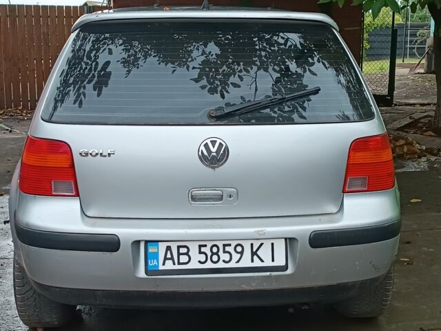 Серый Фольксваген Гольф, объемом двигателя 1.4 л и пробегом 255 тыс. км за 2800 $, фото 1 на Automoto.ua