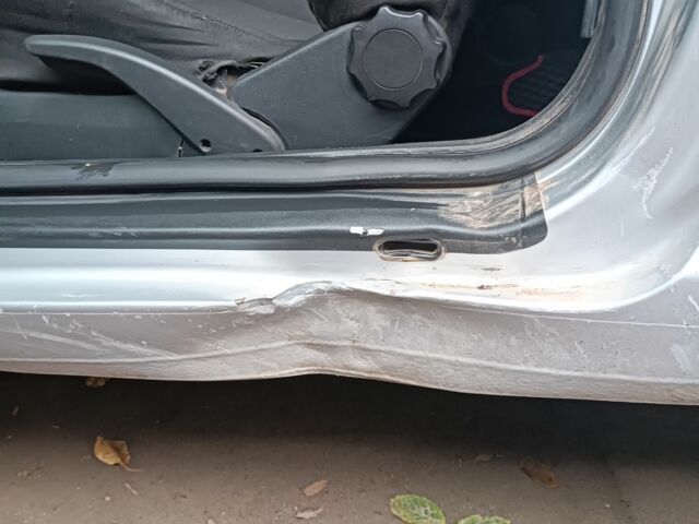 Серый Фольксваген Гольф, объемом двигателя 1.4 л и пробегом 255 тыс. км за 2800 $, фото 6 на Automoto.ua