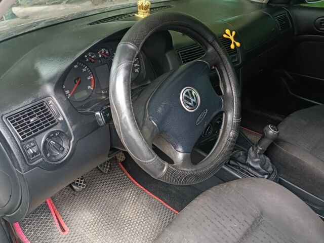 Серый Фольксваген Гольф, объемом двигателя 1.4 л и пробегом 255 тыс. км за 2800 $, фото 11 на Automoto.ua