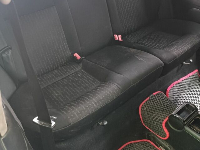 Серый Фольксваген Гольф, объемом двигателя 1.4 л и пробегом 255 тыс. км за 2800 $, фото 12 на Automoto.ua