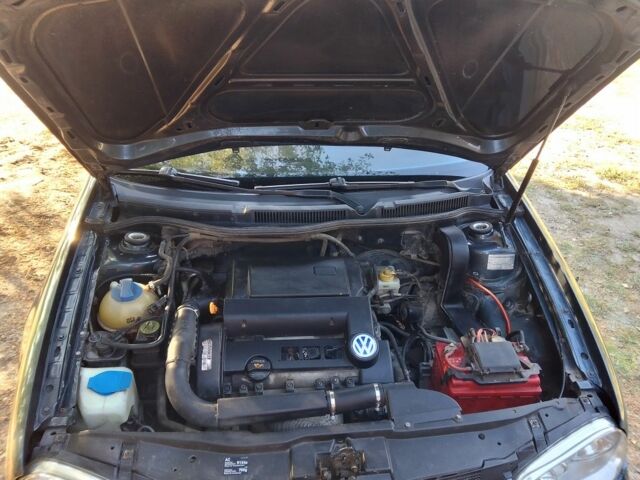 Серый Фольксваген Гольф, объемом двигателя 1.4 л и пробегом 300 тыс. км за 4500 $, фото 5 на Automoto.ua