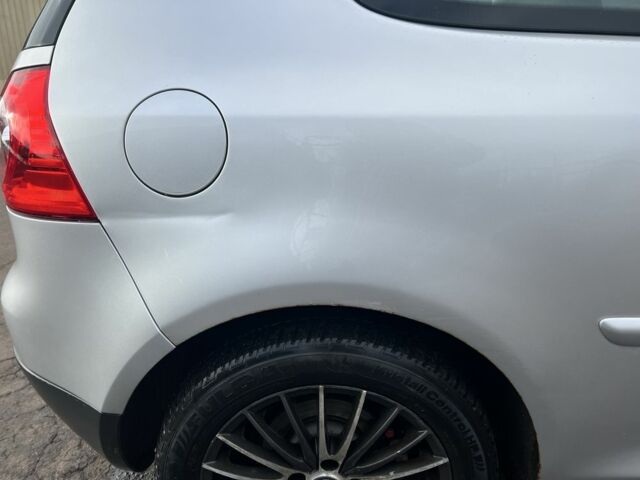 Серый Фольксваген Гольф, объемом двигателя 1.6 л и пробегом 219 тыс. км за 5200 $, фото 6 на Automoto.ua