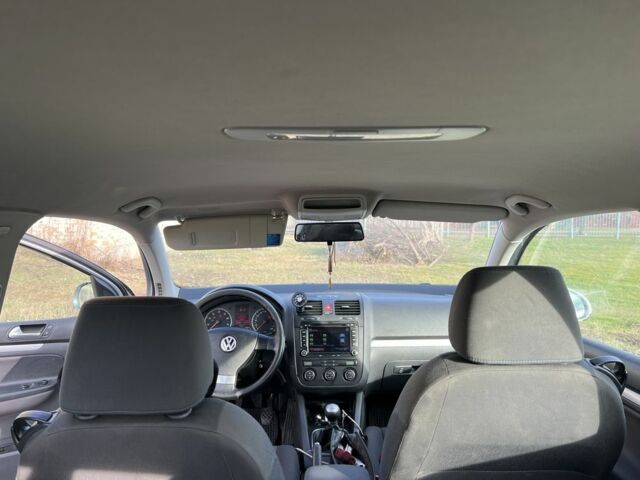 Серый Фольксваген Гольф, объемом двигателя 1.6 л и пробегом 219 тыс. км за 5200 $, фото 18 на Automoto.ua