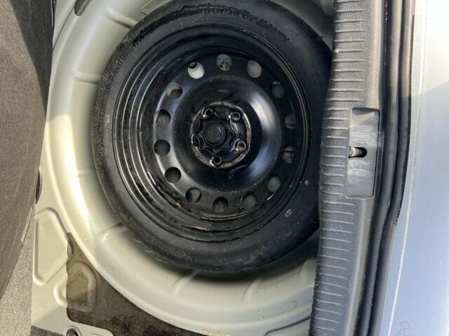 Серый Фольксваген Гольф, объемом двигателя 1.6 л и пробегом 219 тыс. км за 5200 $, фото 16 на Automoto.ua