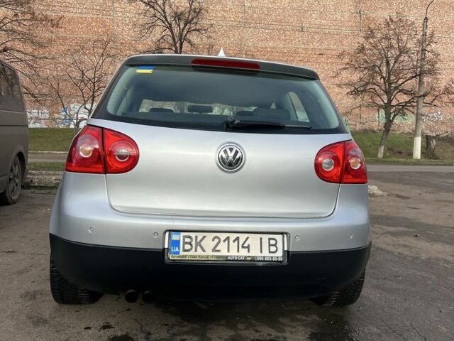 Серый Фольксваген Гольф, объемом двигателя 1.6 л и пробегом 219 тыс. км за 5200 $, фото 8 на Automoto.ua