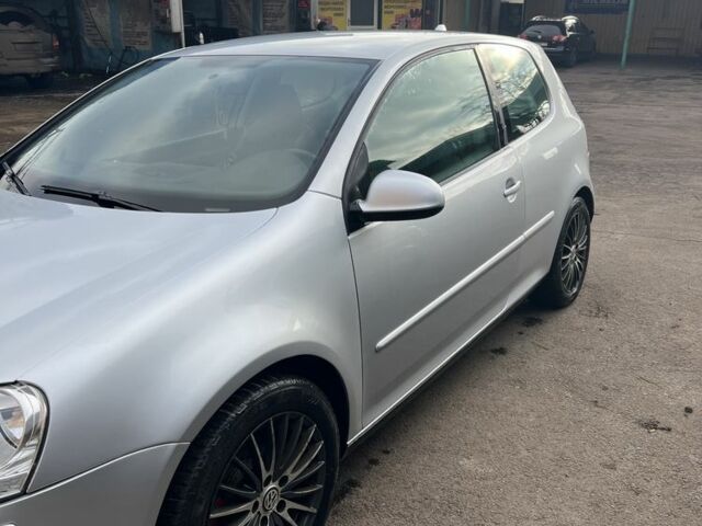 Серый Фольксваген Гольф, объемом двигателя 1.6 л и пробегом 219 тыс. км за 5200 $, фото 5 на Automoto.ua