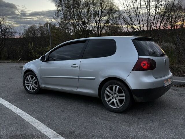 Серый Фольксваген Гольф, объемом двигателя 1.6 л и пробегом 246 тыс. км за 4650 $, фото 6 на Automoto.ua