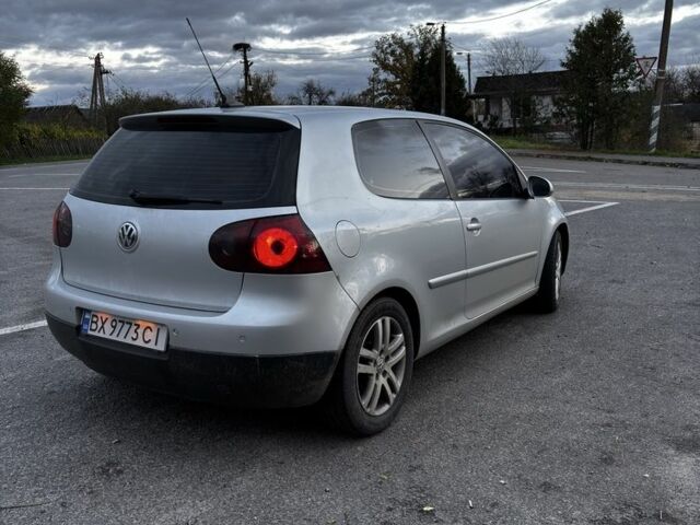 Серый Фольксваген Гольф, объемом двигателя 1.6 л и пробегом 246 тыс. км за 4650 $, фото 5 на Automoto.ua