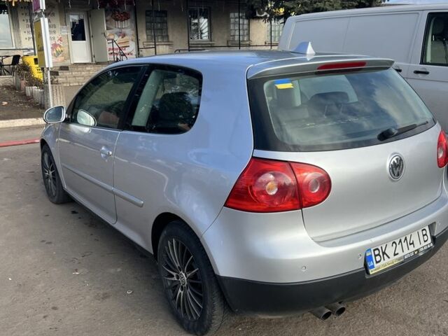 Серый Фольксваген Гольф, объемом двигателя 1.6 л и пробегом 219 тыс. км за 5200 $, фото 14 на Automoto.ua