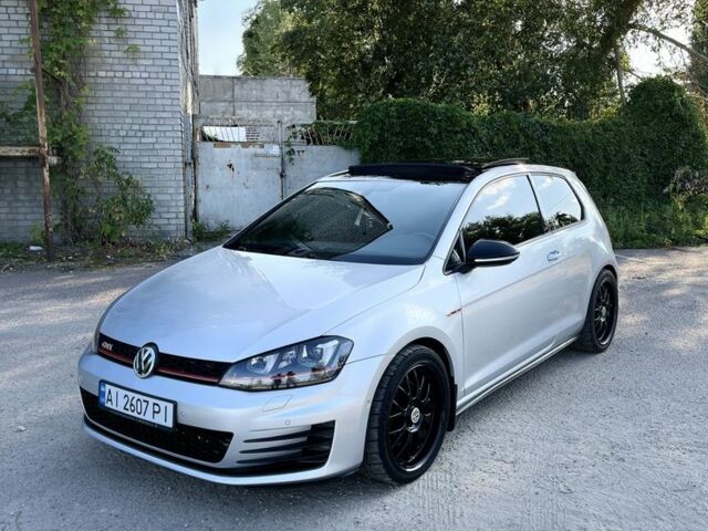 Серый Фольксваген Гольф, объемом двигателя 2 л и пробегом 140 тыс. км за 10000 $, фото 1 на Automoto.ua