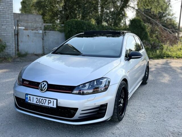 Серый Фольксваген Гольф, объемом двигателя 2 л и пробегом 140 тыс. км за 10000 $, фото 2 на Automoto.ua