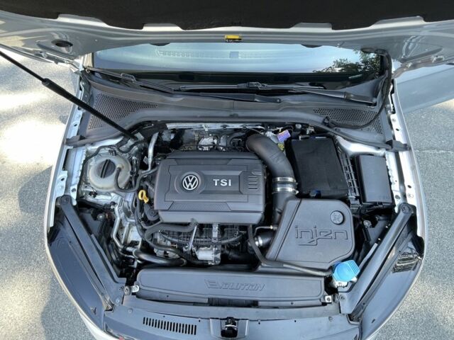 Серый Фольксваген Гольф, объемом двигателя 2 л и пробегом 140 тыс. км за 10000 $, фото 18 на Automoto.ua