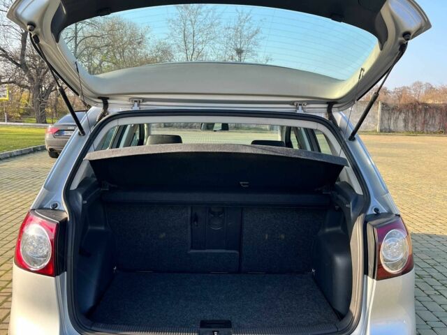 Сірий Фольксваген Гольф, об'ємом двигуна 1.6 л та пробігом 204 тис. км за 5700 $, фото 7 на Automoto.ua