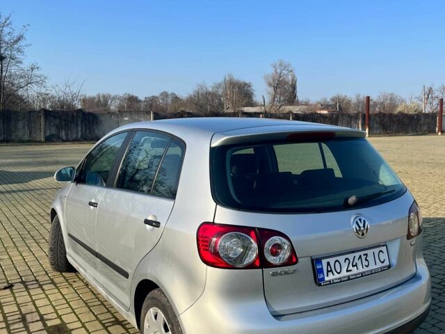 Сірий Фольксваген Гольф, об'ємом двигуна 1.6 л та пробігом 204 тис. км за 5700 $, фото 2 на Automoto.ua