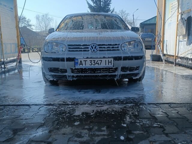 Серый Фольксваген Гольф, объемом двигателя 1.6 л и пробегом 260 тыс. км за 2100 $, фото 7 на Automoto.ua