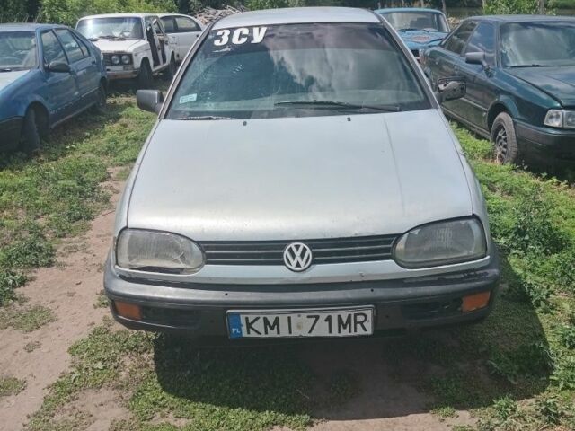 Серый Фольксваген Гольф, объемом двигателя 1.9 л и пробегом 182 тыс. км за 300 $, фото 1 на Automoto.ua