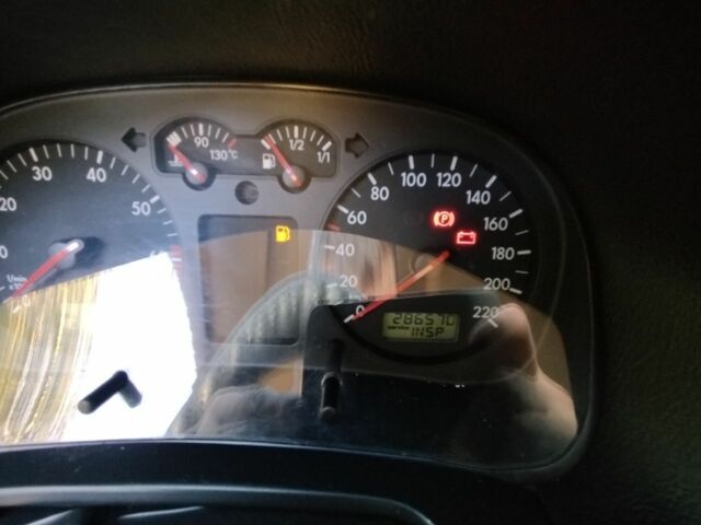 Серый Фольксваген Гольф, объемом двигателя 1.6 л и пробегом 90 тыс. км за 1400 $, фото 4 на Automoto.ua