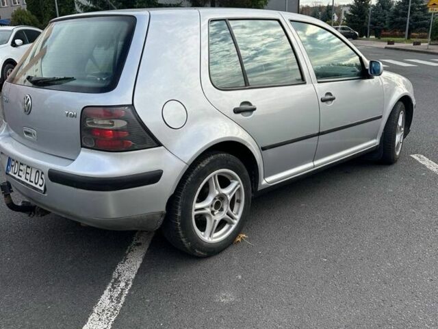 Серый Фольксваген Гольф, объемом двигателя 0 л и пробегом 300 тыс. км за 1550 $, фото 4 на Automoto.ua