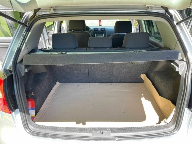 Серый Фольксваген Гольф, объемом двигателя 0 л и пробегом 300 тыс. км за 4600 $, фото 5 на Automoto.ua