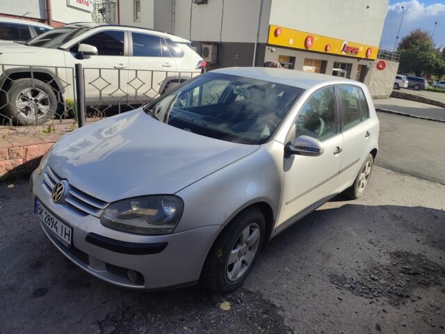 Сірий Фольксваген Гольф, об'ємом двигуна 1.4 л та пробігом 150 тис. км за 4450 $, фото 7 на Automoto.ua