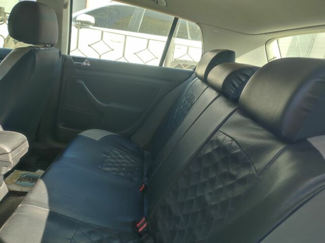 Сірий Фольксваген Гольф, об'ємом двигуна 1.4 л та пробігом 150 тис. км за 4450 $, фото 5 на Automoto.ua