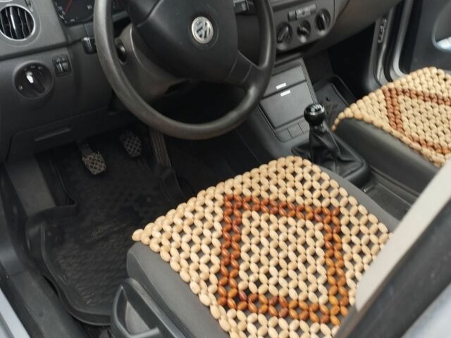 Сірий Фольксваген Гольф, об'ємом двигуна 1.6 л та пробігом 247 тис. км за 5700 $, фото 3 на Automoto.ua