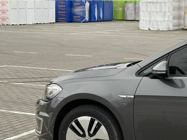 Серый Фольксваген Гольф, объемом двигателя 0 л и пробегом 128 тыс. км за 12300 $, фото 11 на Automoto.ua