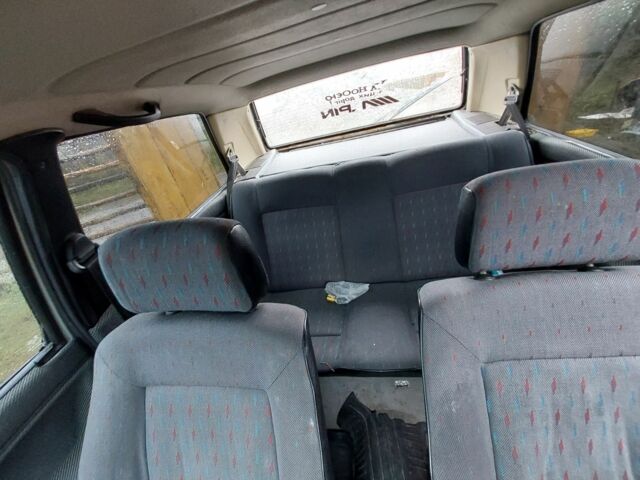 Серый Фольксваген Гольф, объемом двигателя 1 л и пробегом 2 тыс. км за 850 $, фото 5 на Automoto.ua