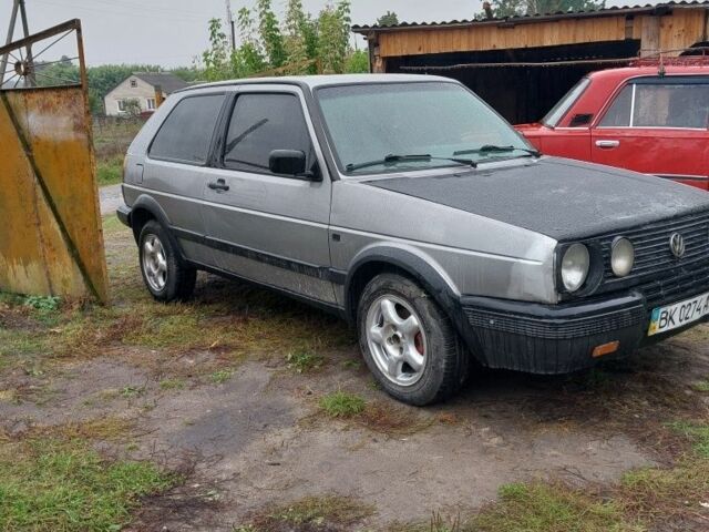 Серый Фольксваген Гольф, объемом двигателя 1 л и пробегом 2 тыс. км за 850 $, фото 3 на Automoto.ua