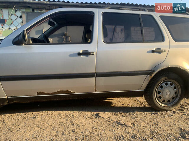 Серый Фольксваген Гольф, объемом двигателя 1.78 л и пробегом 350 тыс. км за 2000 $, фото 23 на Automoto.ua