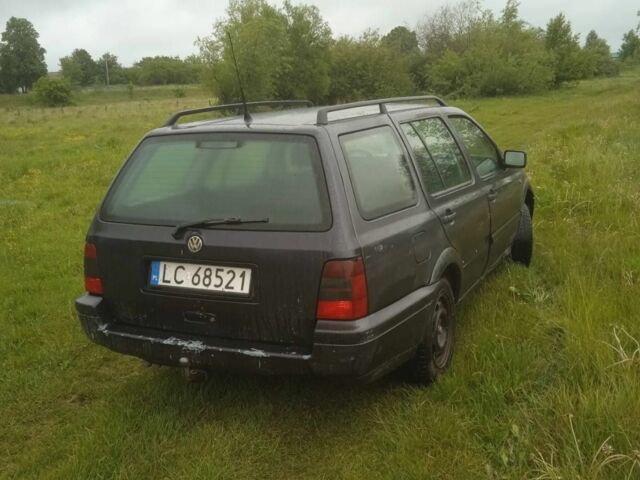 Серый Фольксваген Гольф, объемом двигателя 0 л и пробегом 300 тыс. км за 1300 $, фото 5 на Automoto.ua