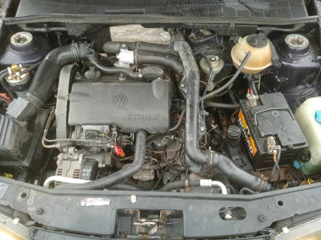 Серый Фольксваген Гольф, объемом двигателя 0 л и пробегом 300 тыс. км за 1300 $, фото 3 на Automoto.ua