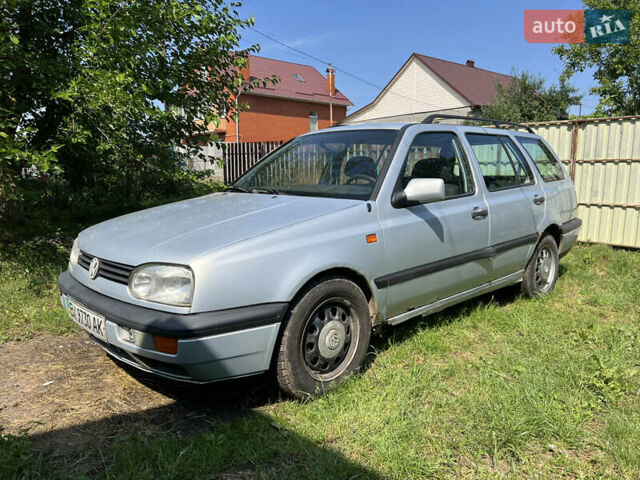 Фольксваген Гольф 1995 в Хмельницком на Automoto.ua Серый Фольксваген Гольф, объемом двигателя 1.98 л и пробегом 250 тыс. км за 2000 $, фото 2 на Automoto.ua