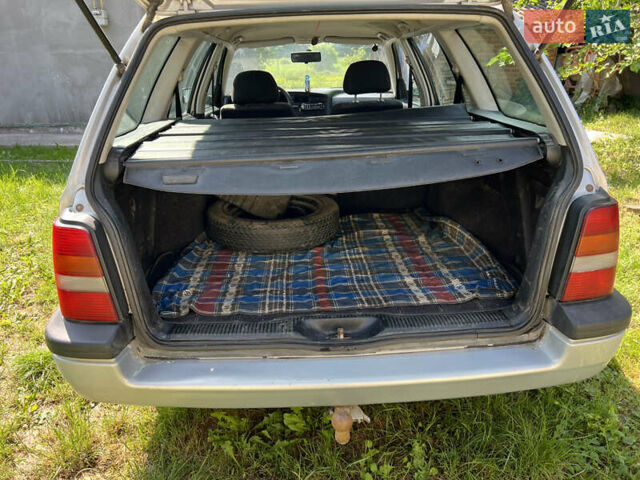 Фольксваген Гольф 1995 в Хмельницком на Automoto.ua Серый Фольксваген Гольф, объемом двигателя 1.98 л и пробегом 250 тыс. км за 2000 $, фото 13 на Automoto.ua