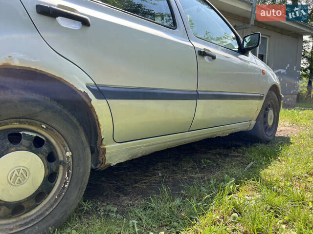 Фольксваген Гольф 1995 в Хмельницком на Automoto.ua Серый Фольксваген Гольф, объемом двигателя 1.98 л и пробегом 250 тыс. км за 2000 $, фото 7 на Automoto.ua