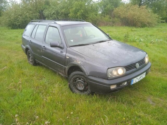 Серый Фольксваген Гольф, объемом двигателя 0 л и пробегом 300 тыс. км за 1300 $, фото 6 на Automoto.ua