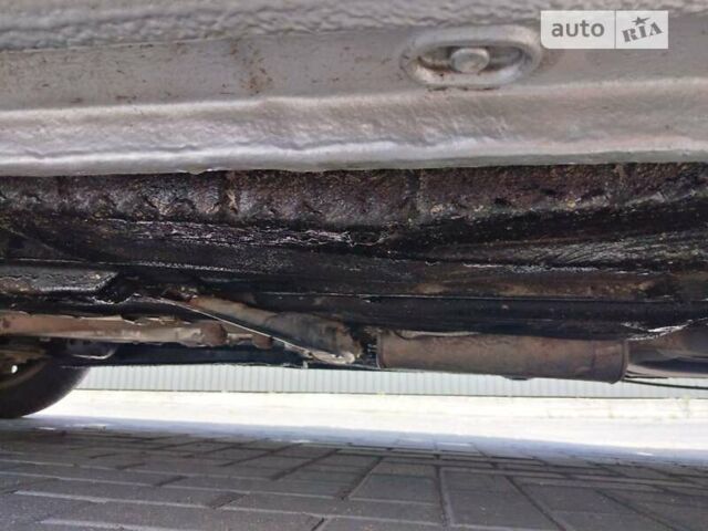 Серый Фольксваген Гольф, объемом двигателя 1.6 л и пробегом 220 тыс. км за 3650 $, фото 4 на Automoto.ua