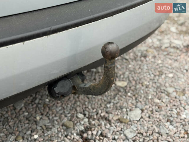 Серый Фольксваген Гольф, объемом двигателя 1.6 л и пробегом 236 тыс. км за 3750 $, фото 10 на Automoto.ua