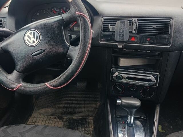 Серый Фольксваген Гольф, объемом двигателя 0 л и пробегом 400 тыс. км за 1000 $, фото 7 на Automoto.ua