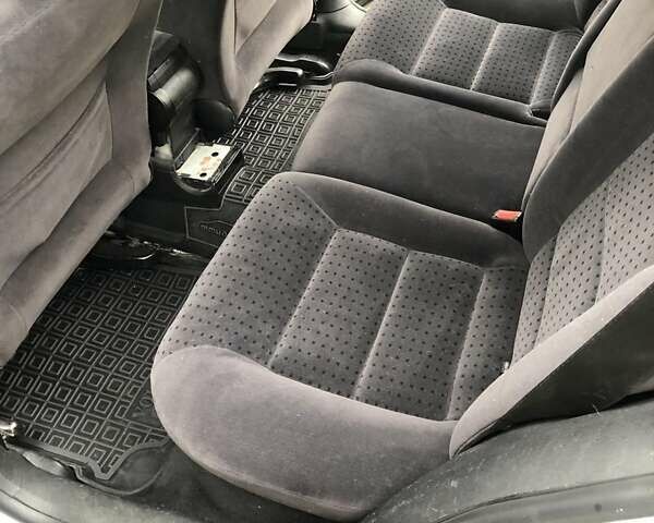 Сірий Фольксваген Гольф, об'ємом двигуна 1.6 л та пробігом 283 тис. км за 4900 $, фото 6 на Automoto.ua