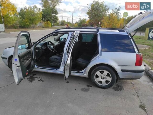Серый Фольксваген Гольф, объемом двигателя 1.9 л и пробегом 503 тыс. км за 3750 $, фото 2 на Automoto.ua