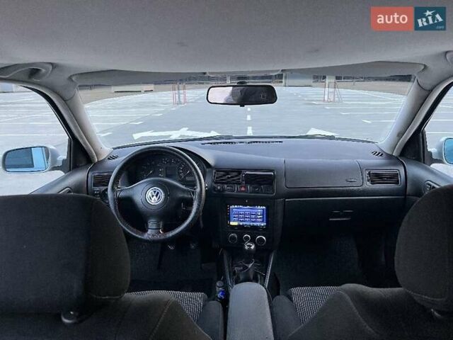 Сірий Фольксваген Гольф, об'ємом двигуна 1.6 л та пробігом 268 тис. км за 3662 $, фото 6 на Automoto.ua