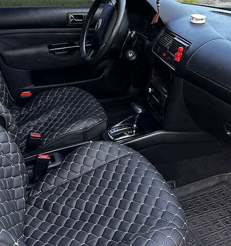 Серый Фольксваген Гольф, объемом двигателя 1.6 л и пробегом 261 тыс. км за 4100 $, фото 10 на Automoto.ua