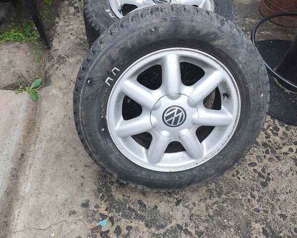 Серый Фольксваген Гольф, объемом двигателя 1.9 л и пробегом 211 тыс. км за 2500 $, фото 12 на Automoto.ua