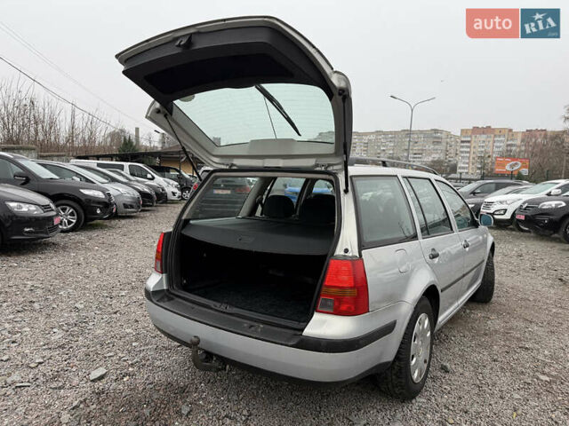 Серый Фольксваген Гольф, объемом двигателя 1.6 л и пробегом 236 тыс. км за 3750 $, фото 29 на Automoto.ua