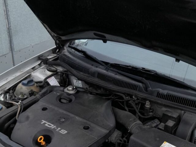 Сірий Фольксваген Гольф, об'ємом двигуна 0 л та пробігом 472 тис. км за 1700 $, фото 1 на Automoto.ua