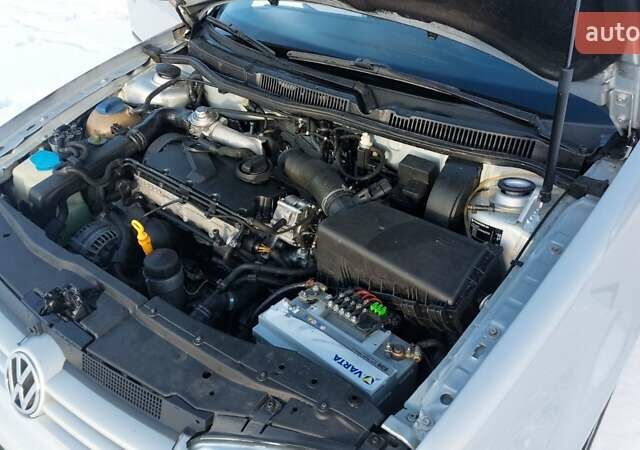 Сірий Фольксваген Гольф, об'ємом двигуна 1.9 л та пробігом 300 тис. км за 3995 $, фото 45 на Automoto.ua
