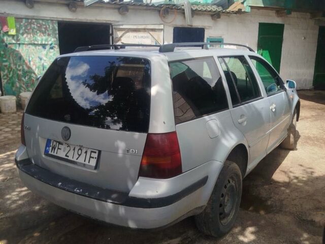 Сірий Фольксваген Гольф, об'ємом двигуна 1.9 л та пробігом 300 тис. км за 950 $, фото 1 на Automoto.ua