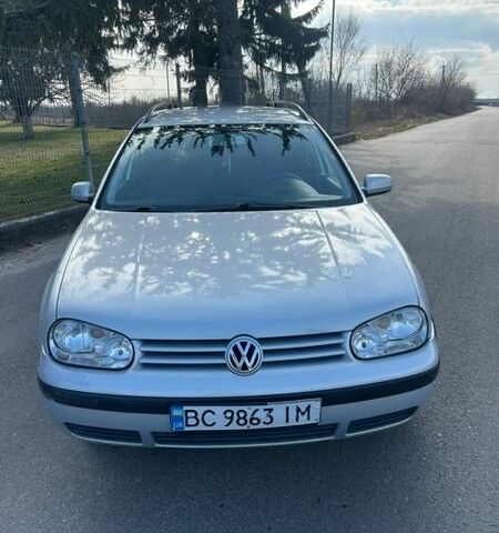 Серый Фольксваген Гольф, объемом двигателя 1.39 л и пробегом 291 тыс. км за 2999 $, фото 2 на Automoto.ua